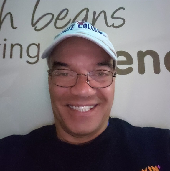 Meet your Posher, Kenneth - Picture 1 of 1